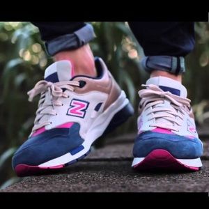 new balance 1600 sold